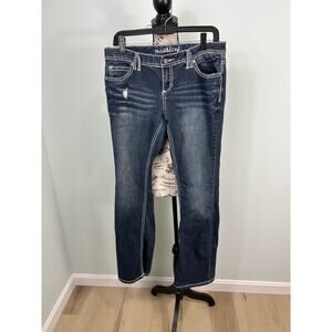 NWOT Maurices Dark wash midrise lightly distressed Blue Jeans